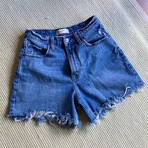 abercrombie curve love dad short